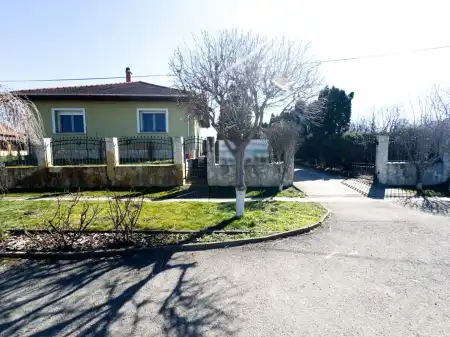 Eladó családi ház, Abádszalók 3 szoba 100 m² 75 M Ft