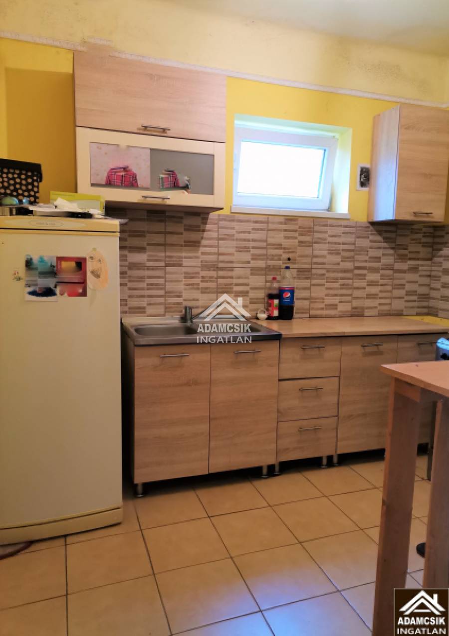 eladó családi ház, Dabas