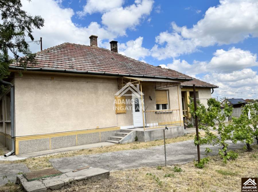 eladó családi ház, Dabas