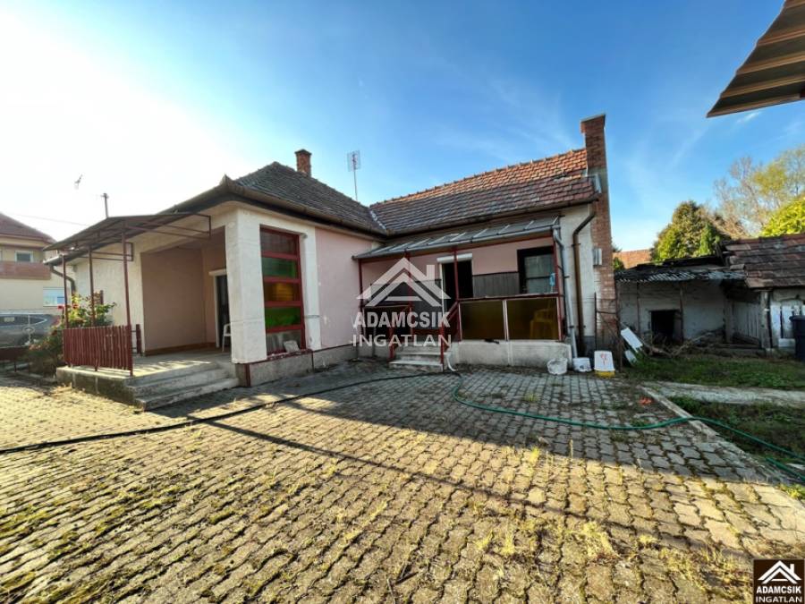 eladó családi ház, Dabas