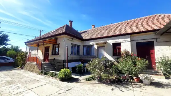 Eladó családi ház, Dabas 5 szoba 110 m² 59.9 M Ft
