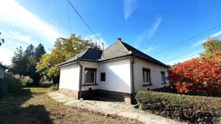 Eladó családi ház, Dabas 3 szoba 85 m² 54.99 M Ft Eladó családi ház, Dabas 3 szoba 85 m² 54.99 M Ft