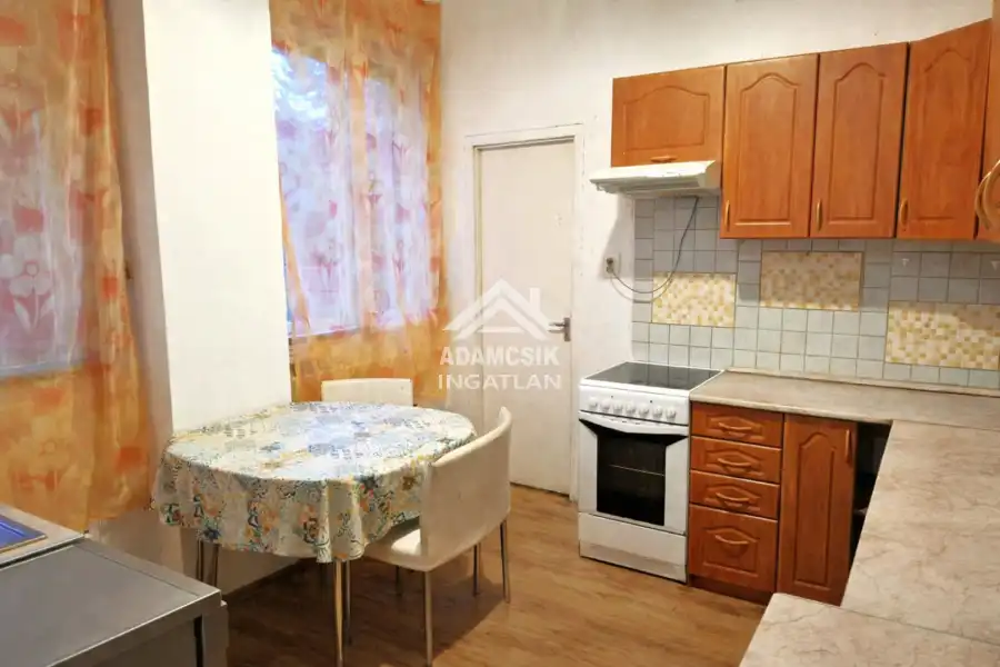 eladó családi ház, Dabas