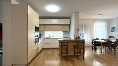 Eladó családi ház, Inárcs 5 szoba 185 m² 129 M Ft