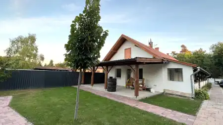 Eladó családi ház, Ócsa 6 szoba 140 m² 94.99 M Ft Eladó családi ház, Ócsa 6 szoba 140 m² 94.99 M Ft